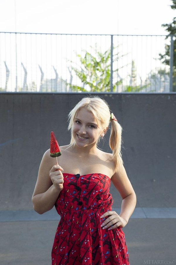 Дуня, 39